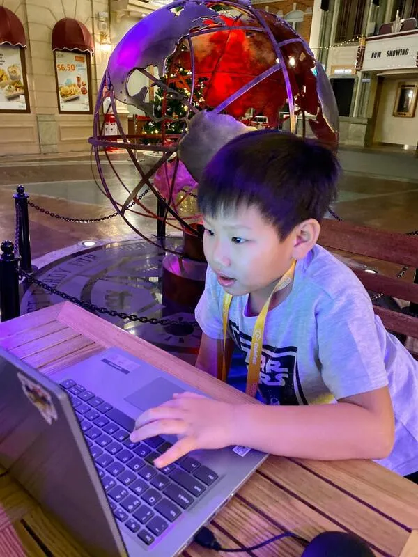 Focused coder